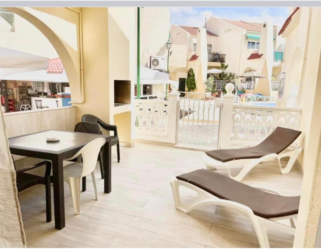 Luxury Apartment Fronte Piscina Mareverde A&V Costa Adeje Ngoại thất bức ảnh